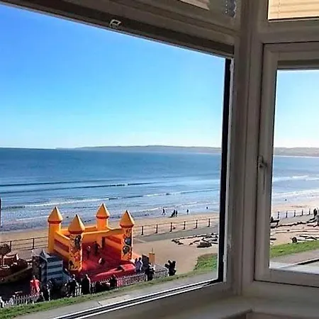 Ivy House - Seafront House With Garden Seating And Stunning Sea Views! - Ocholo 度假居 *