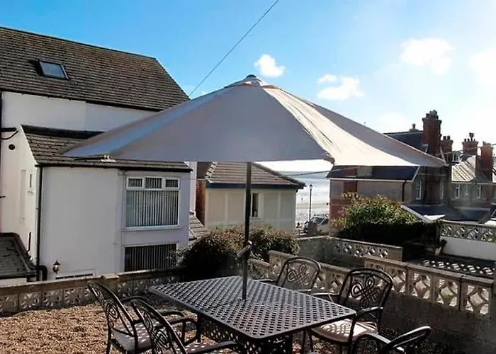 Hébergement de vacances Ivy House - Seafront House With Garden Seating And Stunning Sea Views! - Ocholo Filey